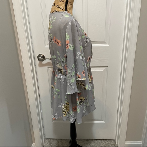 Torrid Peplum Floral Blouse - Picture 3 of 8